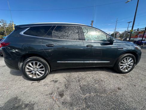 Used 2018 Buick Enclave Premium w/ Experience Buick Package image 8