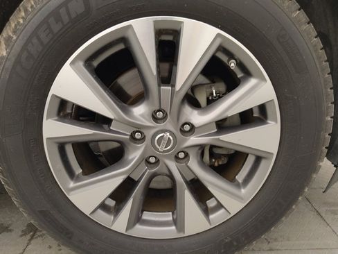Used 2017 Nissan Murano SL FWD image 31