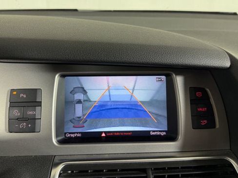 Used 2014 Audi Q7 TDI Prestige w/ Prestige Package image 16