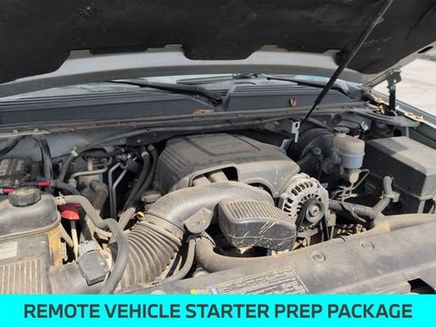 Used 2010 Chevrolet Suburban LT image 12