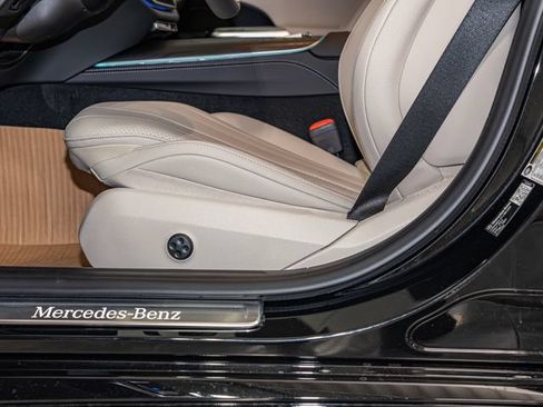 Used 2026 Mercedes-Benz E 350 4MATIC Sedan image 15