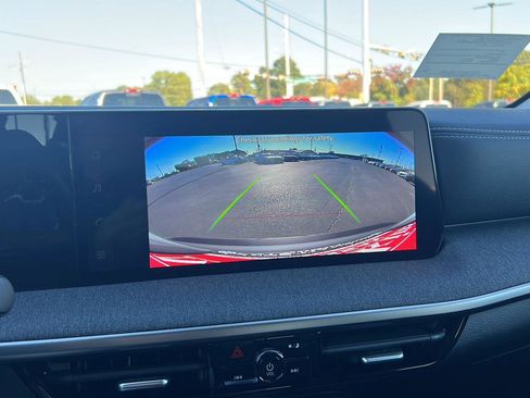 New 2026 Nissan Kicks SV w/ SV Premium Package image 27