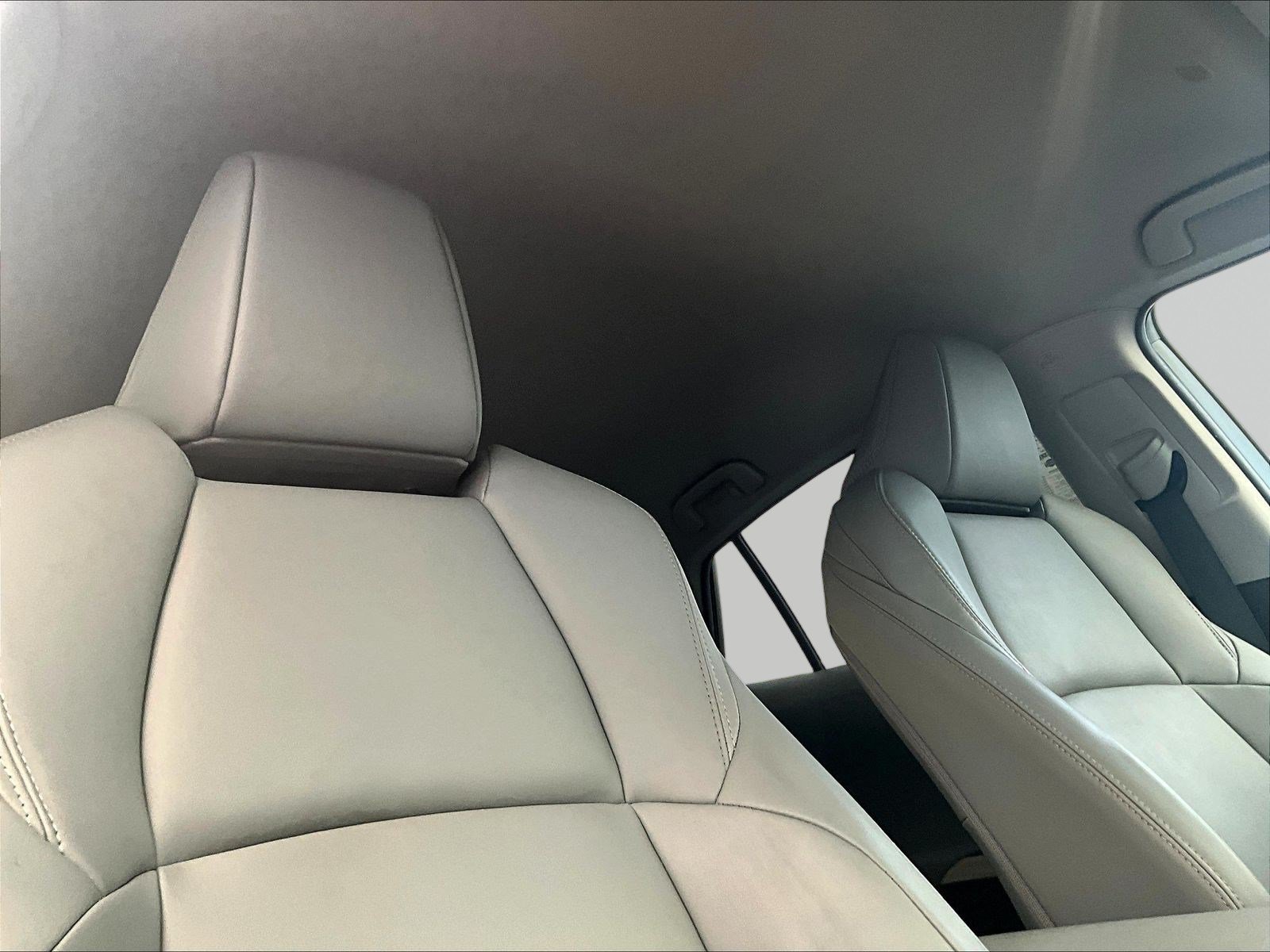 Used 2024 Toyota Venza XLE AWD/4WD image 27