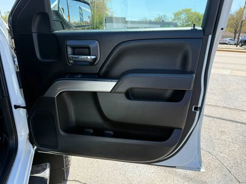 Used 2017 Chevrolet Silverado 1500 LT w/ All Star Edition AWD/4WD image 18