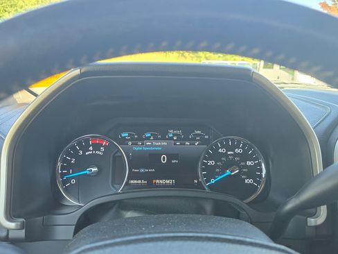 Used 2017 Ford F350 Lariat w/ Lariat Ultimate Package AWD/4WD image 28