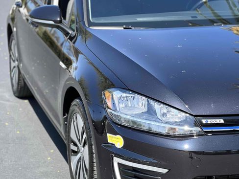 Used 2019 Volkswagen e-Golf SE w/ Driver Assistance Package FWD image 50