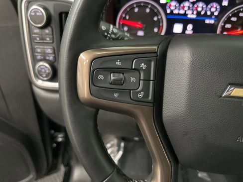 Used 2023 Chevrolet Silverado 2500 High Country w/ Z71 Off-Road Package image 15