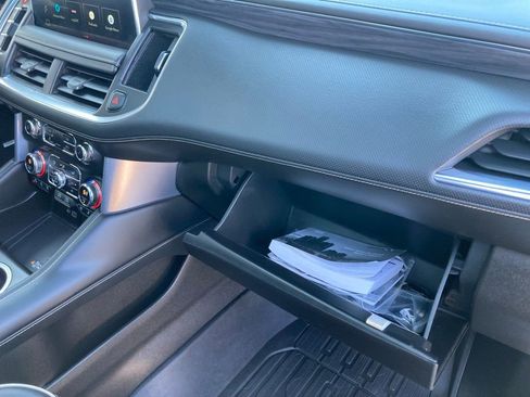 Certified 2022 GMC Yukon XL SLT w/ SLT Luxury Package image 36