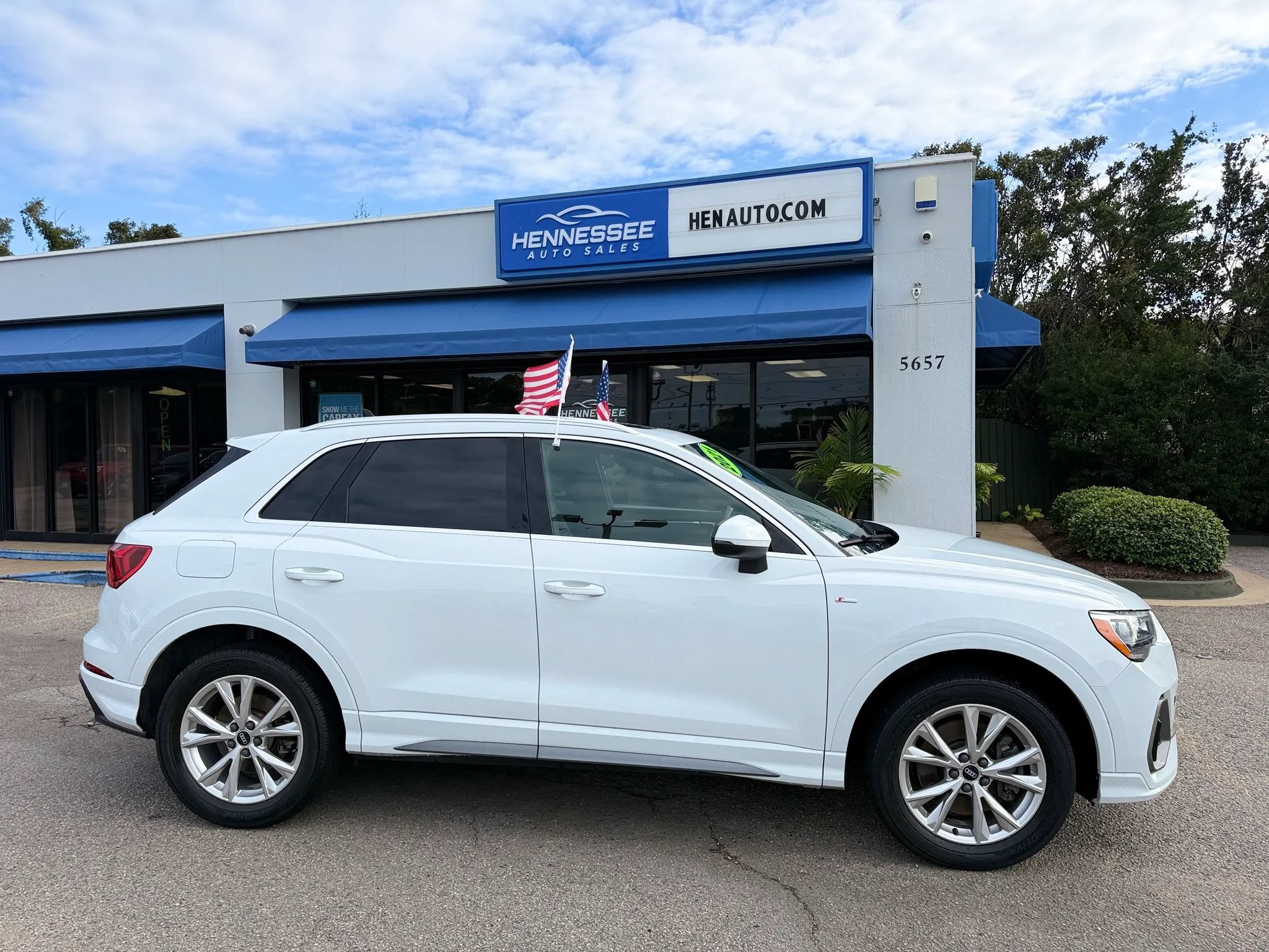 Used 2021 Audi Q3 2.0T Premium w/ Convenience Package AWD/4WD image 19