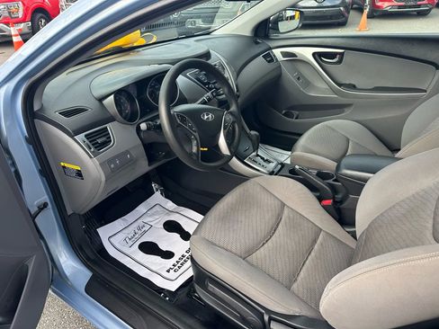 Used 2013 Hyundai Elantra image 15