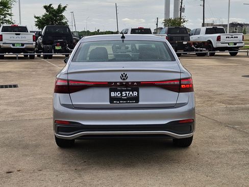 Used 2025 Volkswagen Jetta S FWD image 6