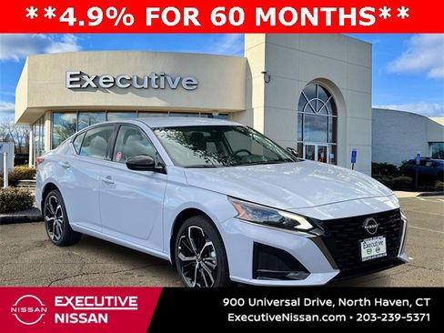 New 2025 Nissan Altima 2.5 SR image 1