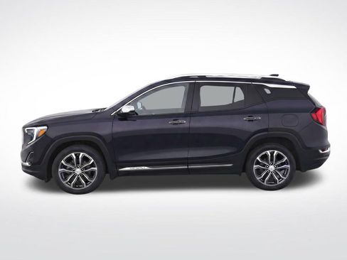 Used 2020 GMC Terrain Denali w/ Denali Premium Package AWD/4WD image 8