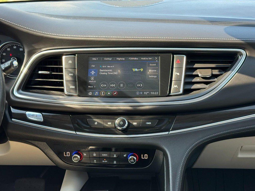 Used 2023 Buick Enclave Essence w/ Experience Buick Package AWD/4WD image 17