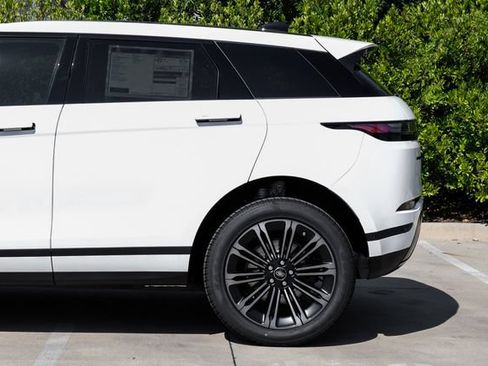 New 2026 Land Rover Range Rover Evoque S AWD/4WD image 18