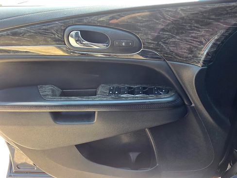 Used 2014 Buick Enclave Leather AWD/4WD image 9