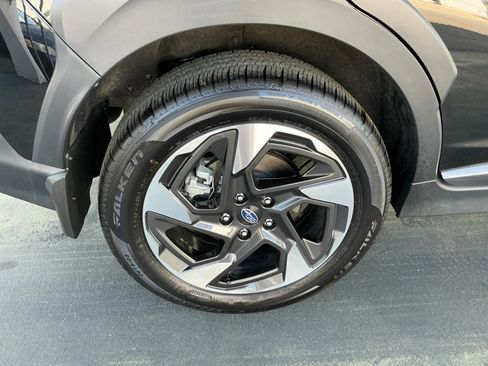 Used 2025 Subaru Crosstrek 2.5i Limited w/ Crosstrek Mirror Package AWD/4WD image 25