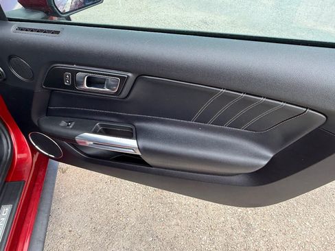 Used 2019 Ford Mustang GT Premium RWD image 13
