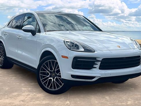 Used 2021 Porsche Cayenne Coupe AWD/4WD image 3