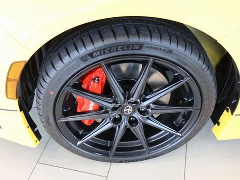 New 2026 Toyota GR86 YUZU Limited image 7