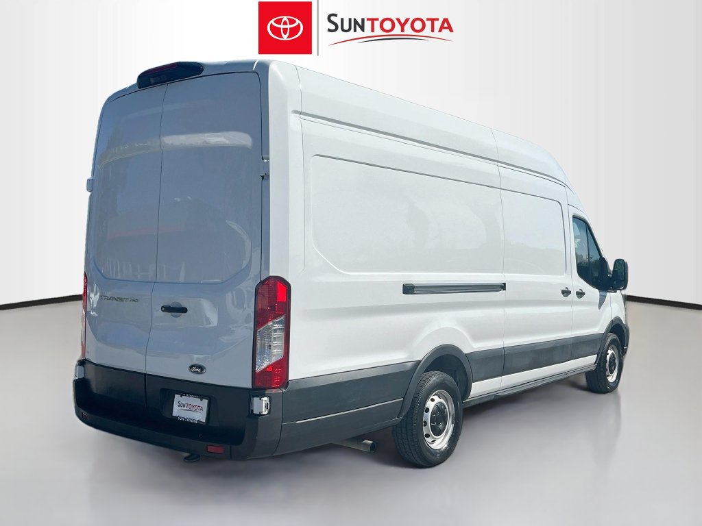 Used 2023 Ford Transit 250 148 High Roof Extended w/ Load Area Protection Package RWD image 3