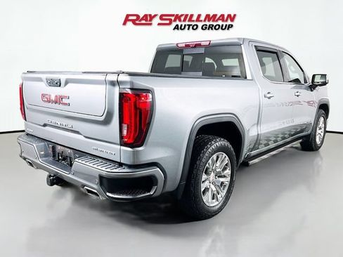 Used 2023 GMC Sierra 1500 Denali w/ Technology Package AWD/4WD image 7