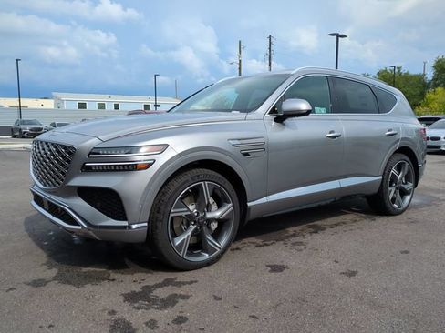 Certified 2025 Genesis GV80 3.5T Prestige AWD/4WD image 8