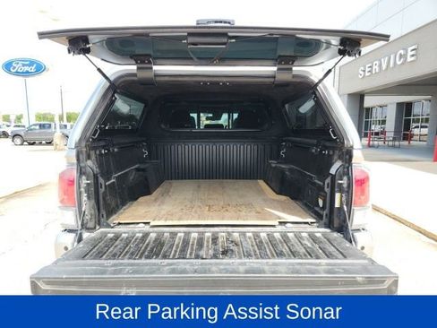 Used 2023 Toyota Tacoma TRD Off-Road w/ Technology Package AWD/4WD image 14