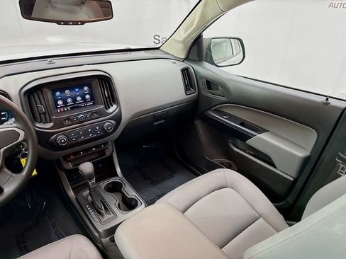 Used 2022 Chevrolet Colorado W/T w/ WT Convenience Package RWD image 23
