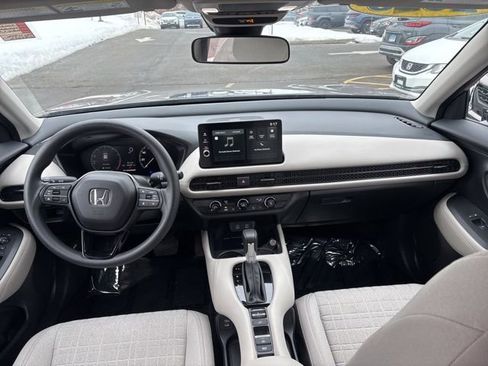 Used 2026 Honda HR-V LX image 12