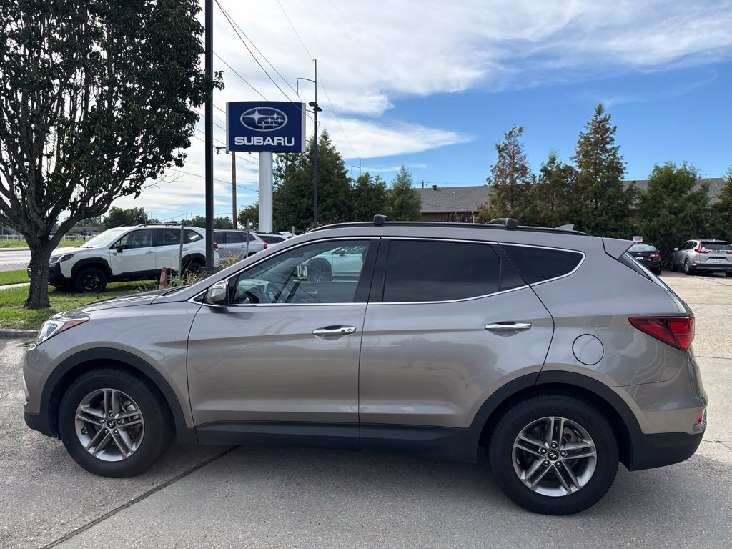 Used 2017 Hyundai Santa Fe Sport FWD image 4