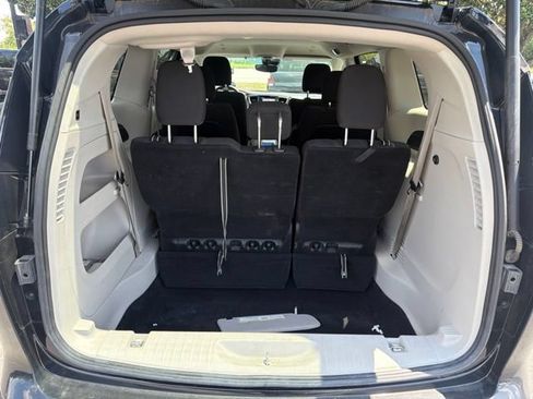 Used 2024 Chrysler Voyager LX FWD image 14