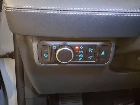Used 2026 Ford Mustang Mach-E Select w/ Comfort Package Lite RWD image 17