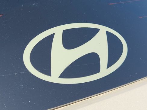 Used 2025 Hyundai Tucson SEL FWD image 12