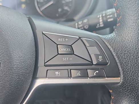 Used 2024 Nissan Kicks SR FWD image 16