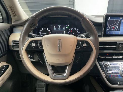 Used 2020 Lincoln Corsair AWD w/ Premium Package image 16
