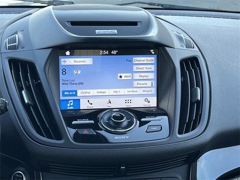 Used 2017 Ford Escape Titanium image 16