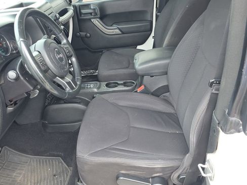 Used 2013 Jeep Wrangler Sport w/ Connectivity Group AWD/4WD image 14