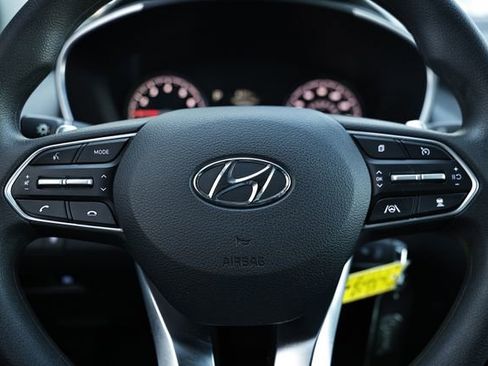 Used 2023 Hyundai Santa Fe SE image 30