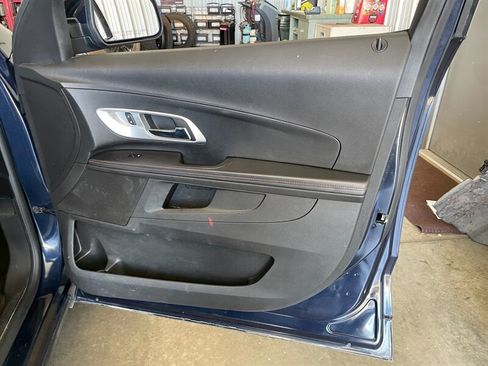 Used 2015 Chevrolet Equinox LT w/ Driver Convenience Package FWD image 19