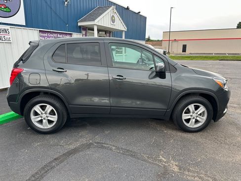 Used 2020 Chevrolet Trax LS w/ Tint and Cruise Package FWD image 8