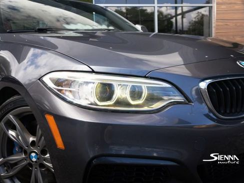 Used 2015 BMW M235i Coupe image 9