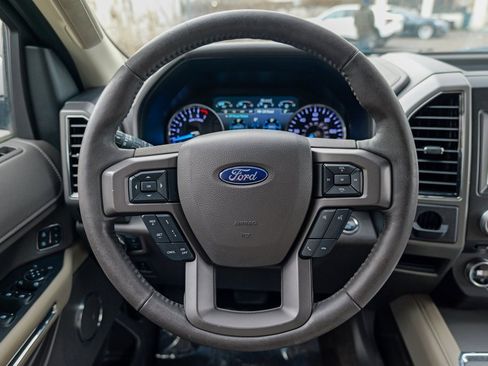 Used 2018 Ford Expedition XLT w/ Equipment Group 202A image 43