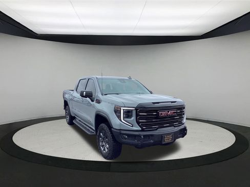 Used 2024 GMC Sierra 1500 AT4X image 2