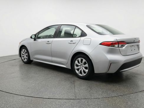 Used 2025 Toyota Corolla LE FWD image 6