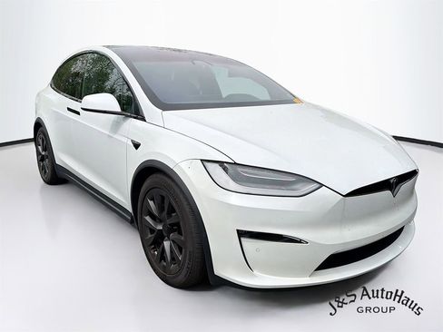 Used 2022 Tesla Model X Plaid AWD/4WD image 3