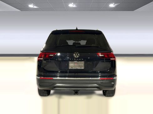 Used 2023 Volkswagen Tiguan SE image 10
