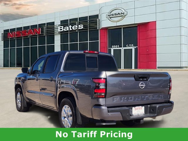 Used 2022 Nissan Frontier SV RWD image 5