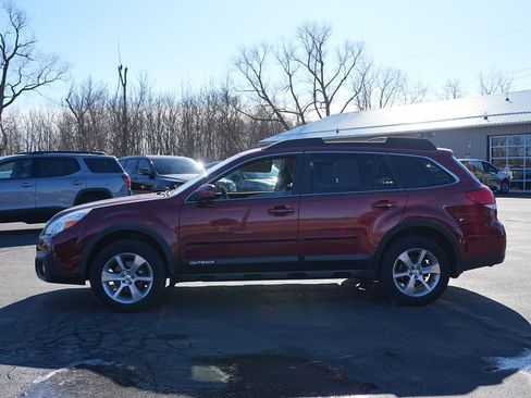 Used 2014 Subaru Outback 2.5i Limited w/ Moonroof Package AWD/4WD image 6