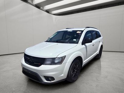 Used 2019 Dodge Journey SE w/ Blacktop Package